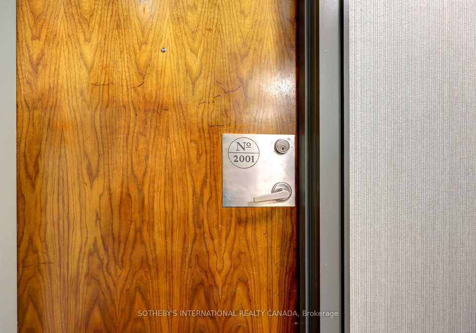 1-elm-drive-mississauga-ontario-w12903850