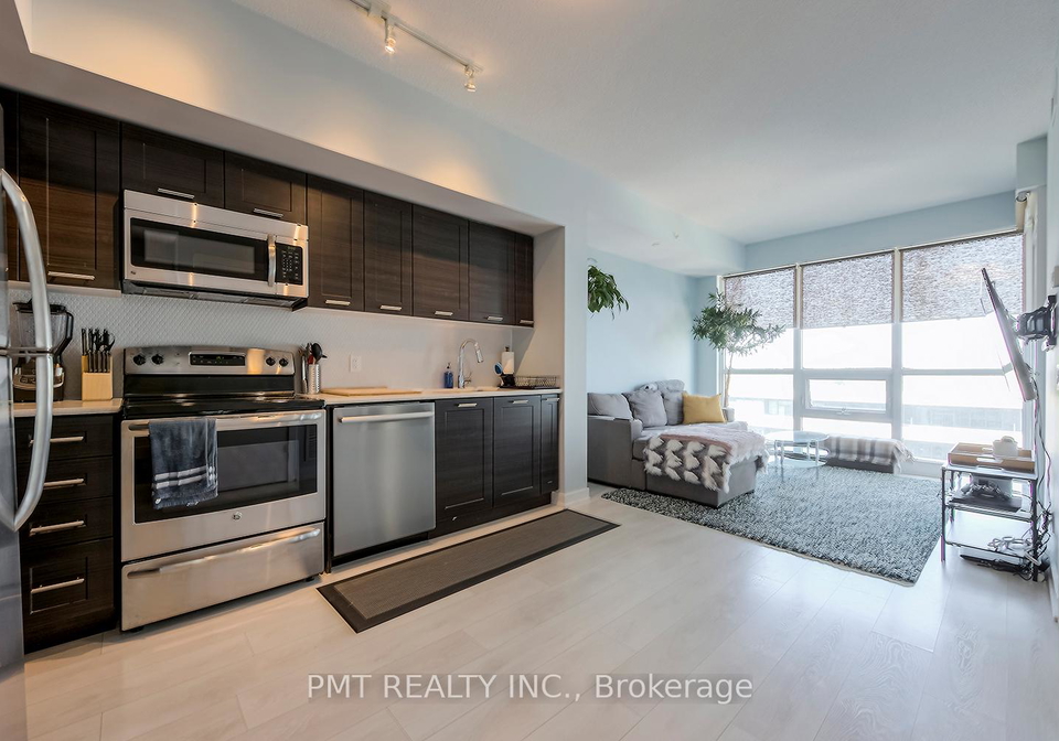 2212-lake-shore-boulevard-w-etobicoke-ontario-w12904018