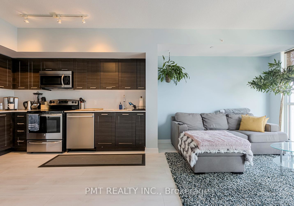 2212-lake-shore-boulevard-w-etobicoke-ontario-w12904018