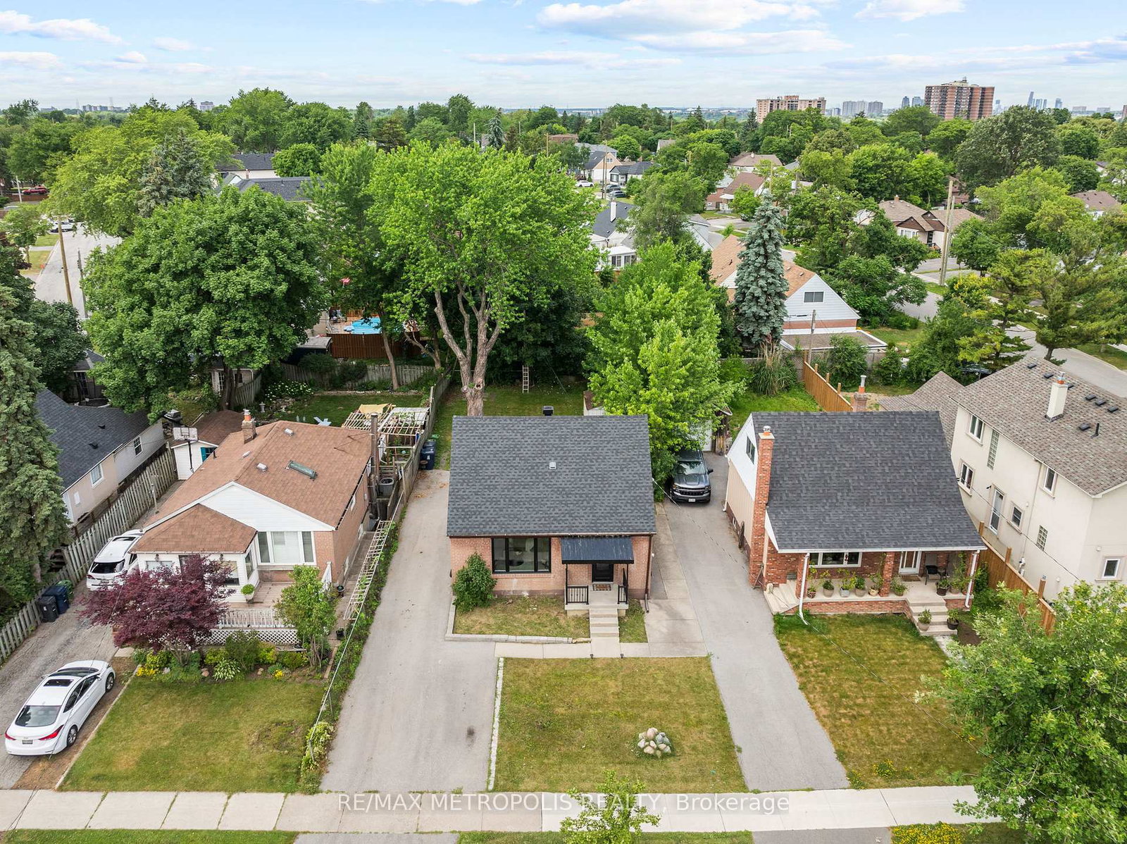 96-allenby-avenue-etobicoke-ontario-w12904198
