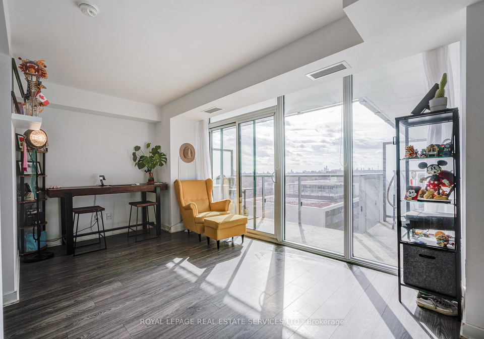 160-flemington-road-north-york-ontario-w12904254