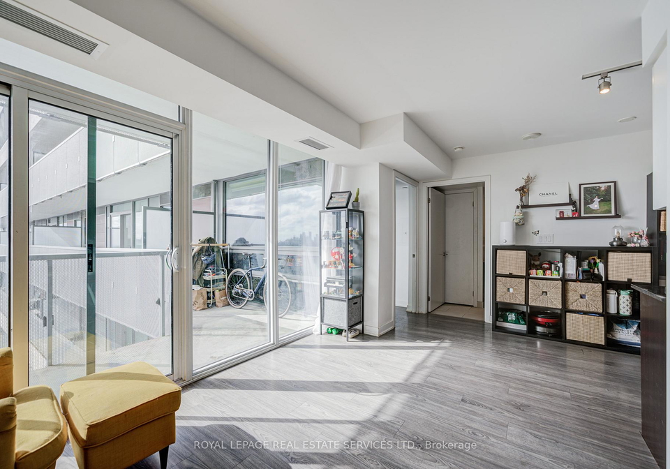 160-flemington-road-north-york-ontario-w12904254