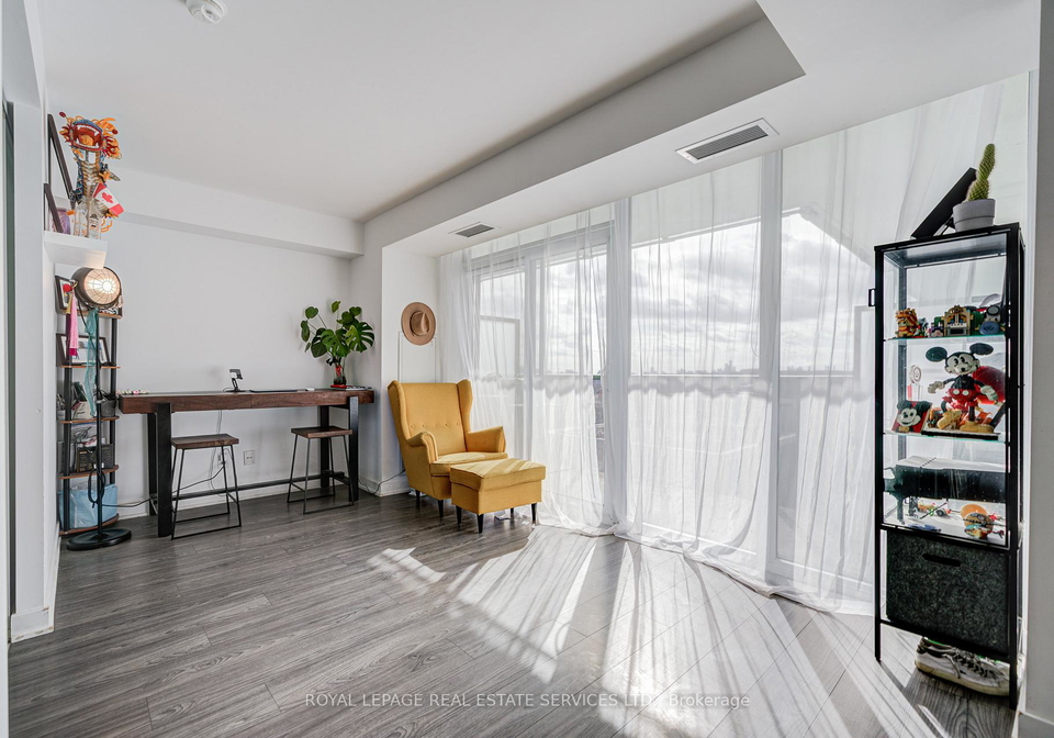 160-flemington-road-north-york-ontario-w12904254