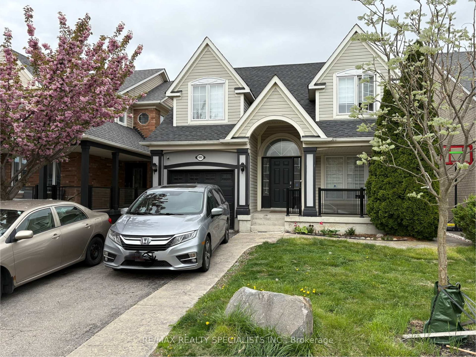 1007-cooper-avenue-milton-ontario-w12904276
