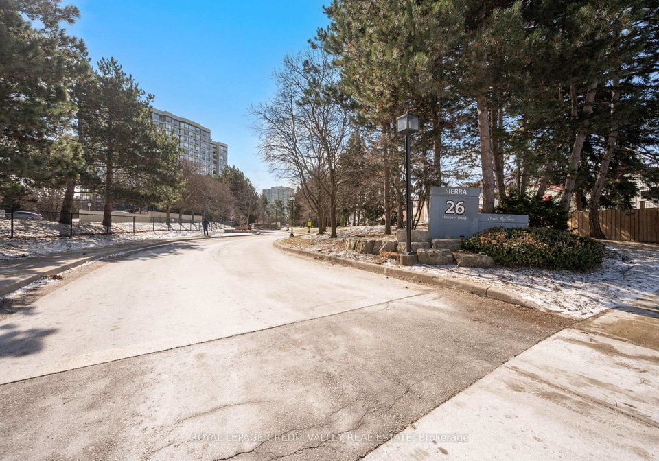 26-hanover-road-brampton-ontario-w12904390