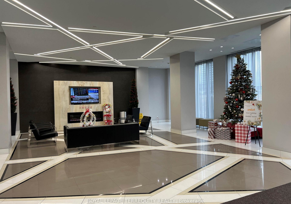 5033-four-springs-avenue-mississauga-ontario-w12904448