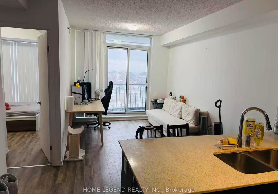 800-lawrence-avenue-w-north-york-ontario-w12904538