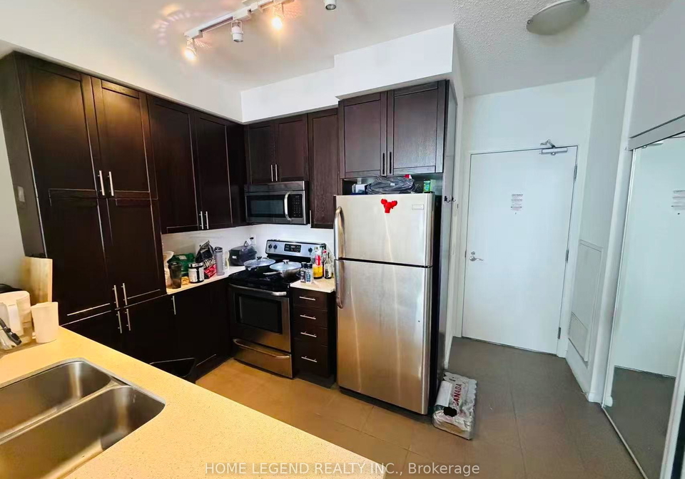 800-lawrence-avenue-w-north-york-ontario-w12904538