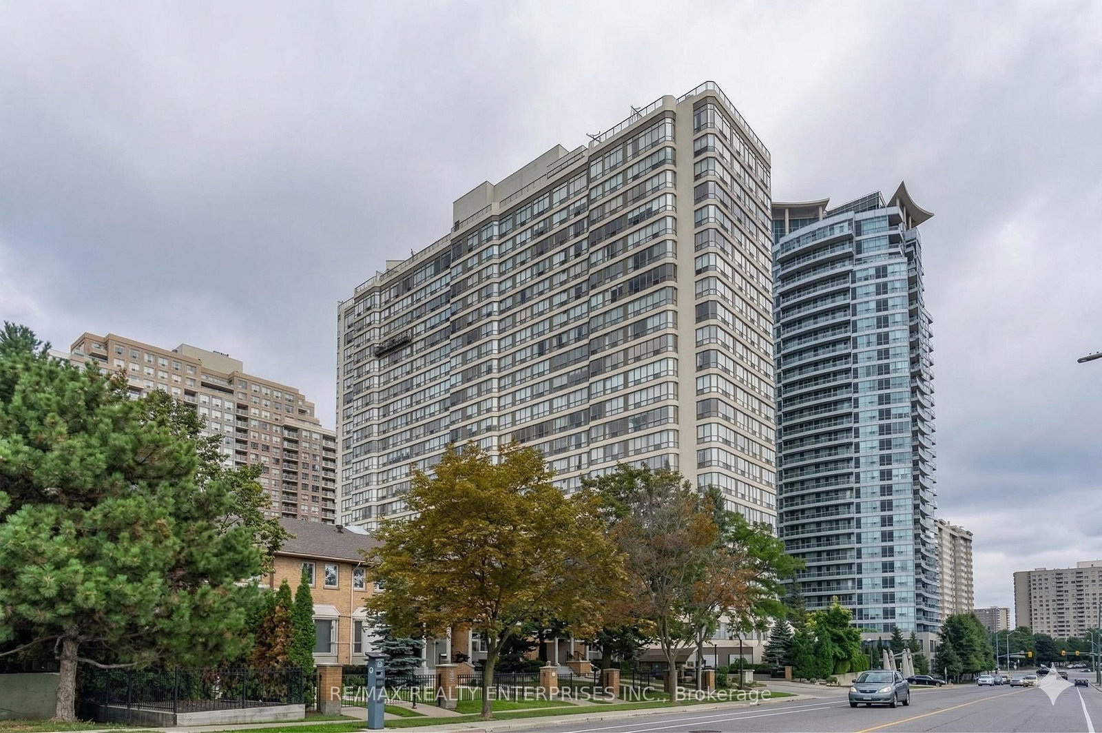 55-elm-drive-w-mississauga-ontario-w12904560