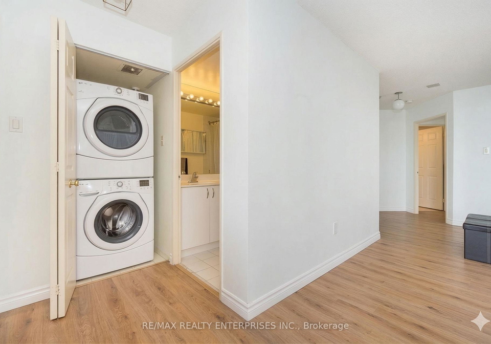 55-elm-drive-w-mississauga-ontario-w12904560