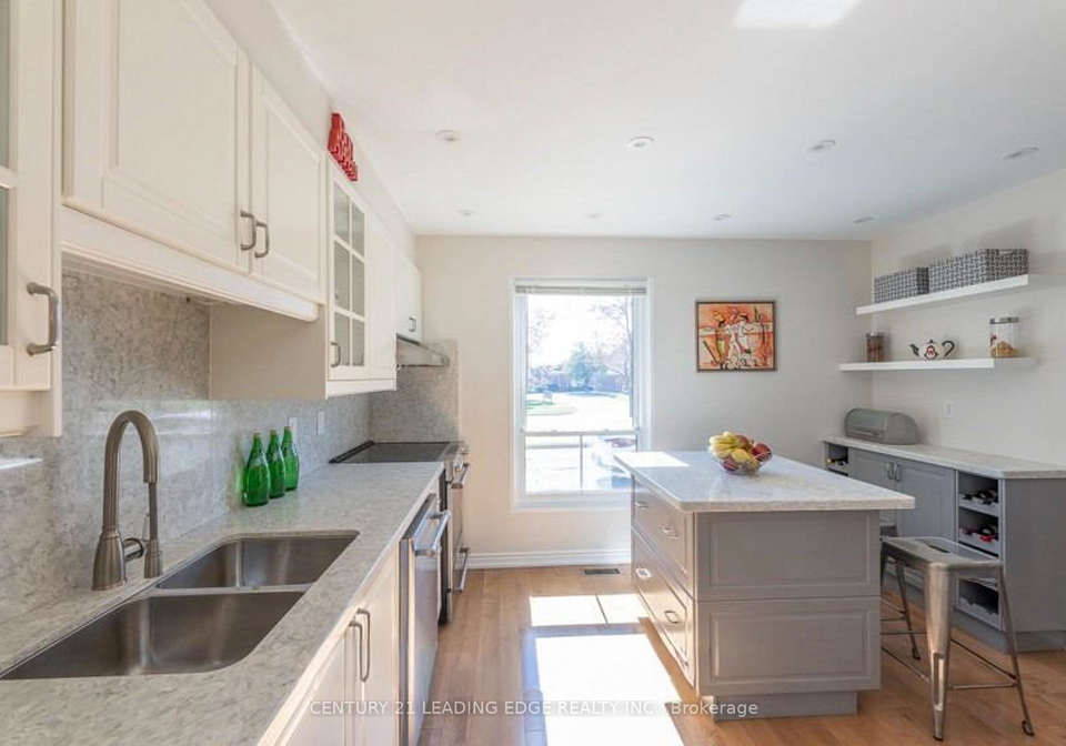 713-burnhamthorpe-road-etobicoke-ontario-w12904618