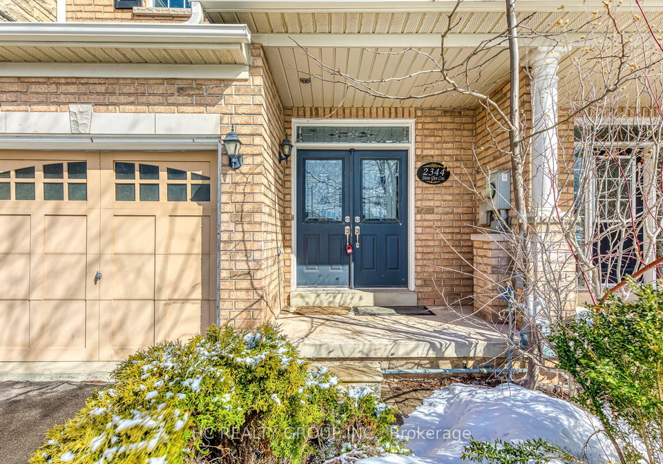 2344-stone-glen-crescent-oakville-ontario-w12904760