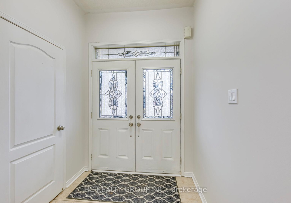 2344-stone-glen-crescent-oakville-ontario-w12904760