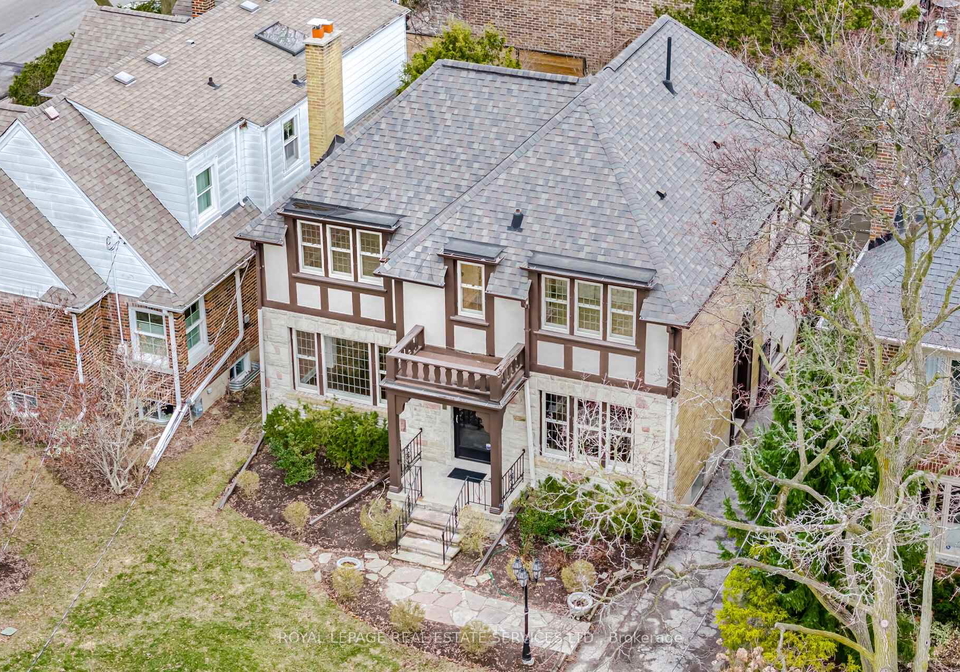 209-grenview-boulevard-s-etobicoke-ontario-w12905246