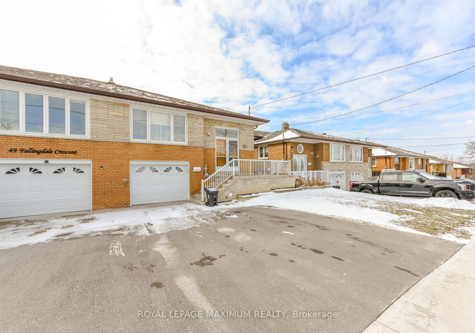 47-fallingdale-crescent-york-ontario-w12905304