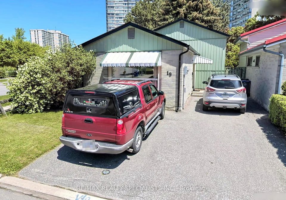 19-helena-court-brampton-ontario-w12905464