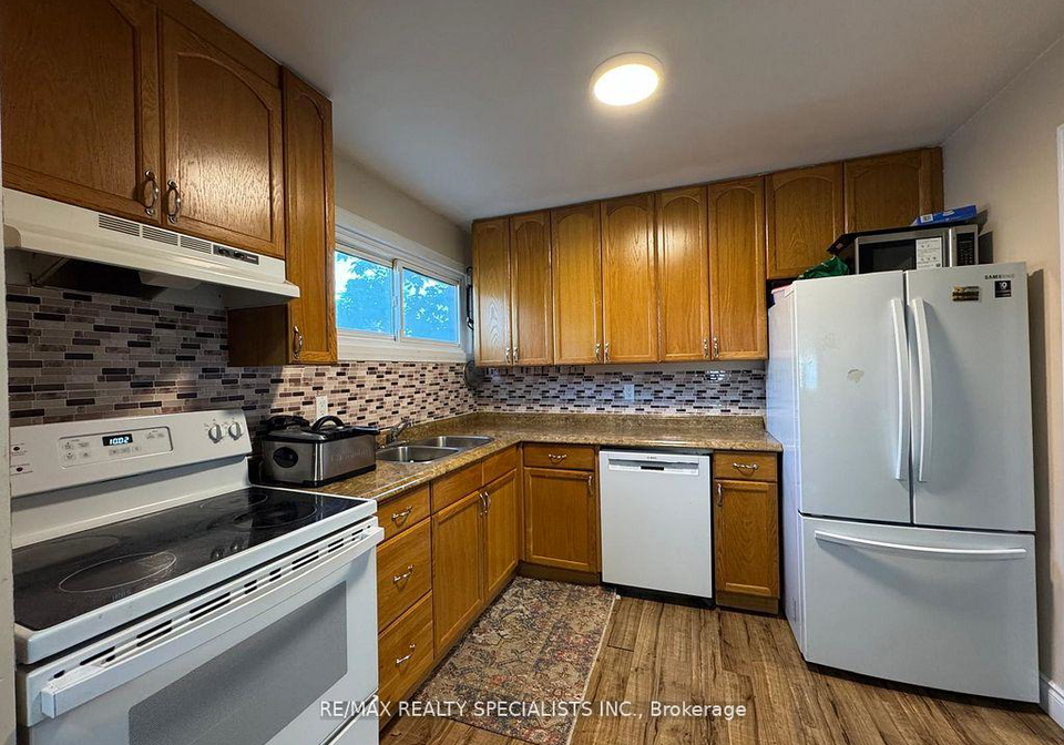 19-helena-court-brampton-ontario-w12905464