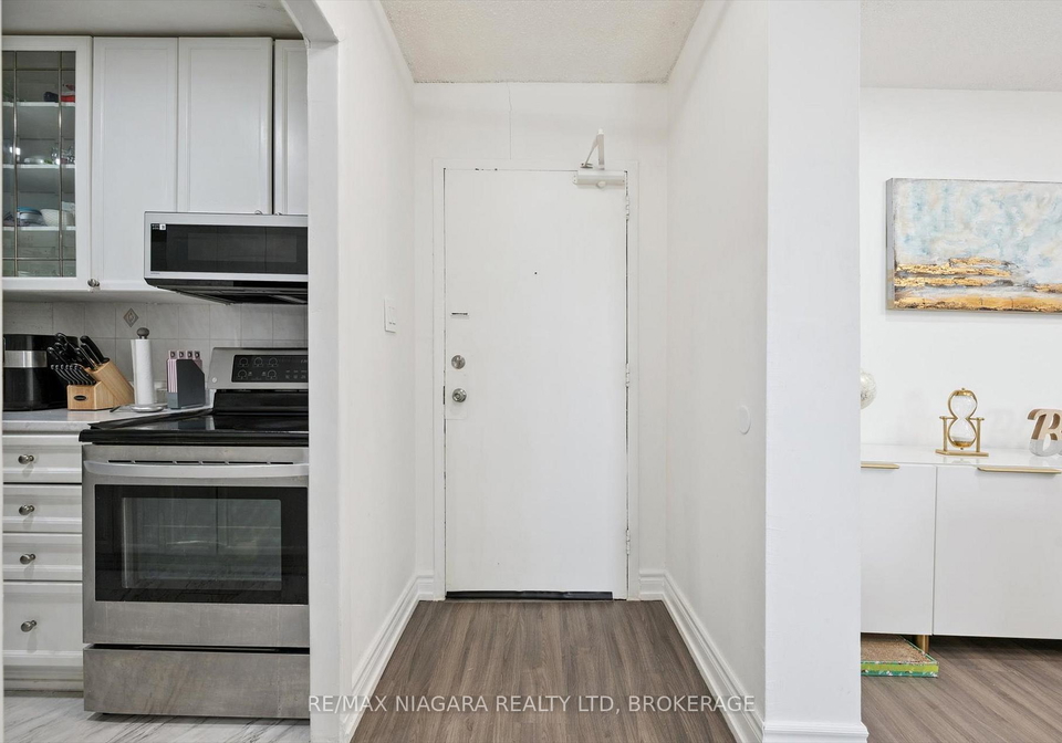340-dixon-road-etobicoke-ontario-w12905544