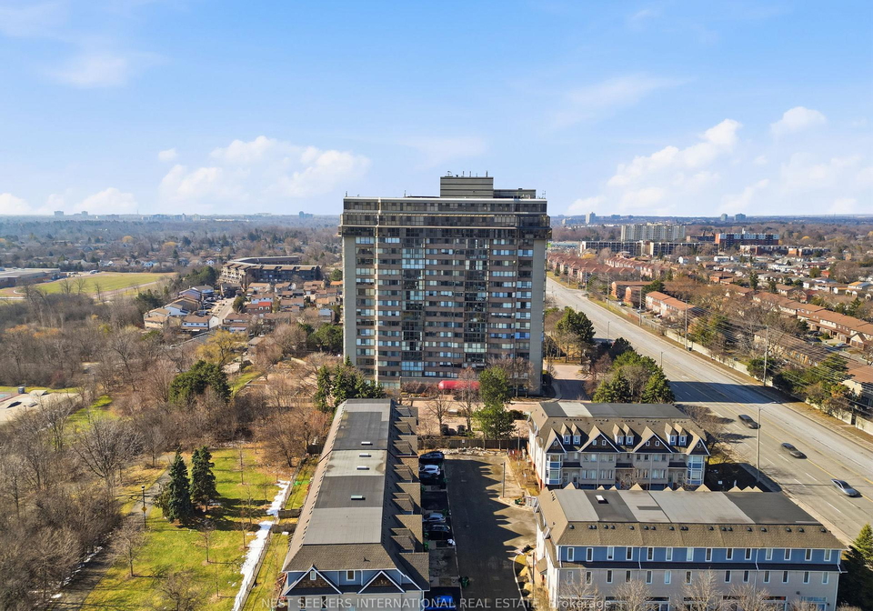 880-dundas-street-w-mississauga-ontario-w12905548