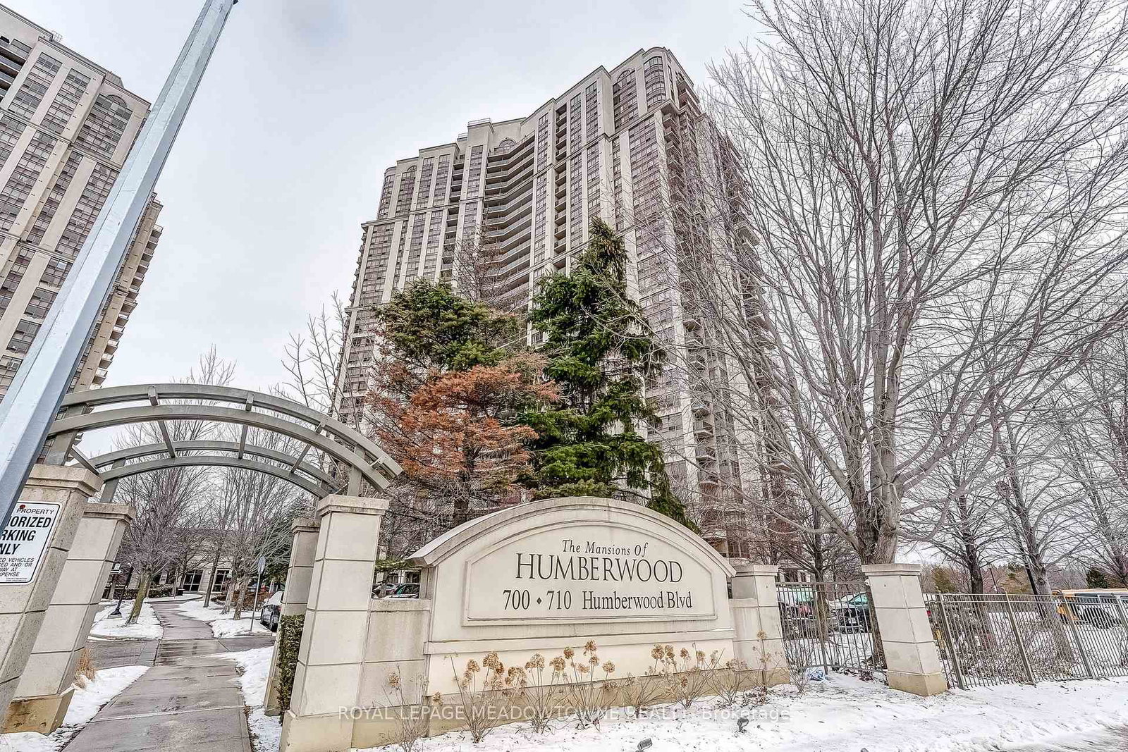 700-humberwood-boulevard-etobicoke-ontario-w12905672