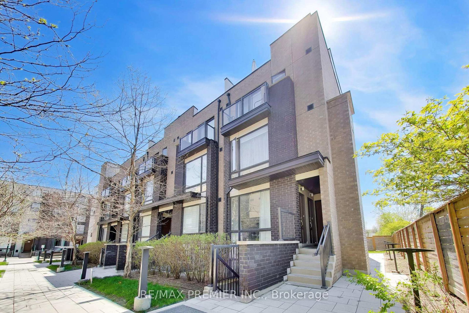 34-fieldway-road-etobicoke-ontario-w12906424