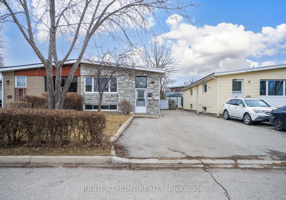 33-stanley-court-brampton-ontario-w12906464