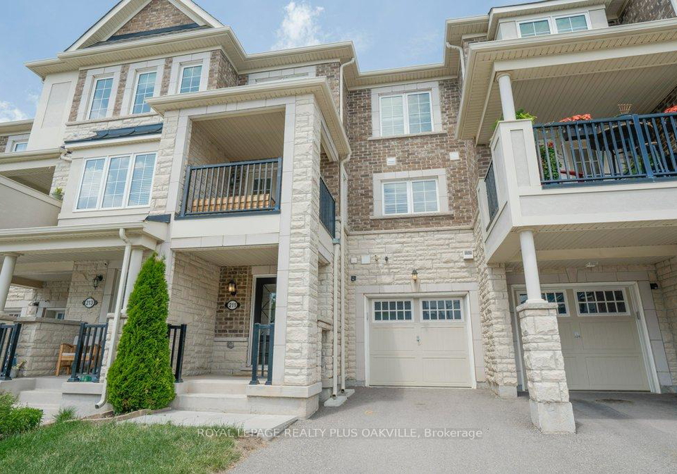 211-betsy-drive-oakville-ontario-w12906468
