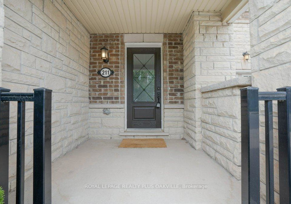 211-betsy-drive-oakville-ontario-w12906468