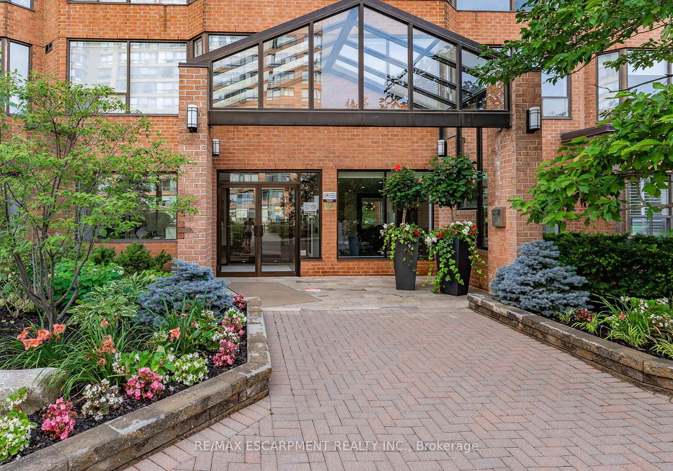 1270-maple-crossing-boulevard-burlington-ontario-w12906474