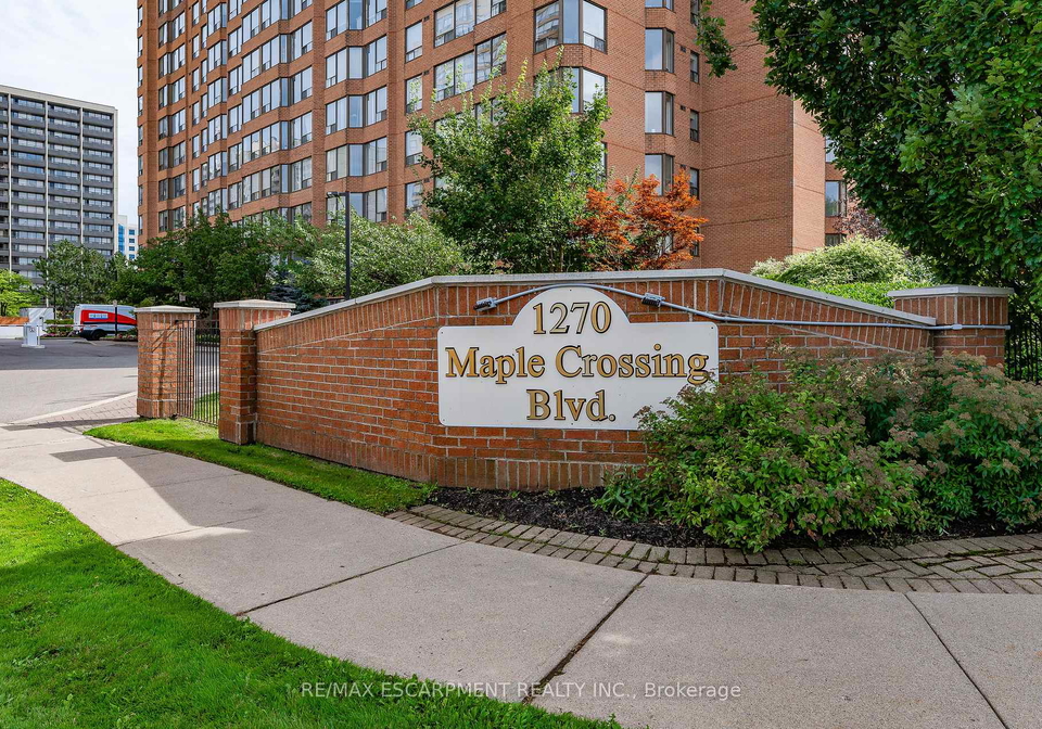 1270-maple-crossing-boulevard-burlington-ontario-w12906474