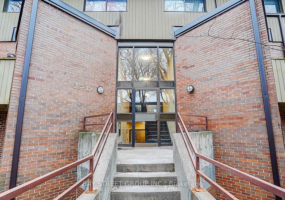 2035-south-millway-drive-mississauga-ontario-w12907182