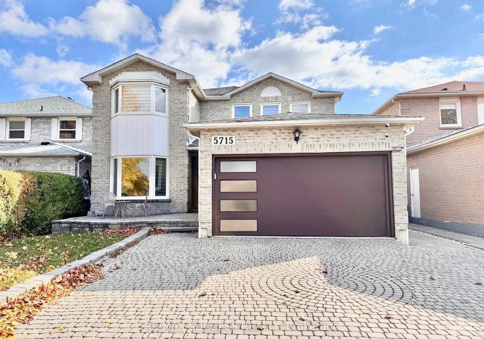 5715-riverdale-crescent-mississauga-ontario-w12907358