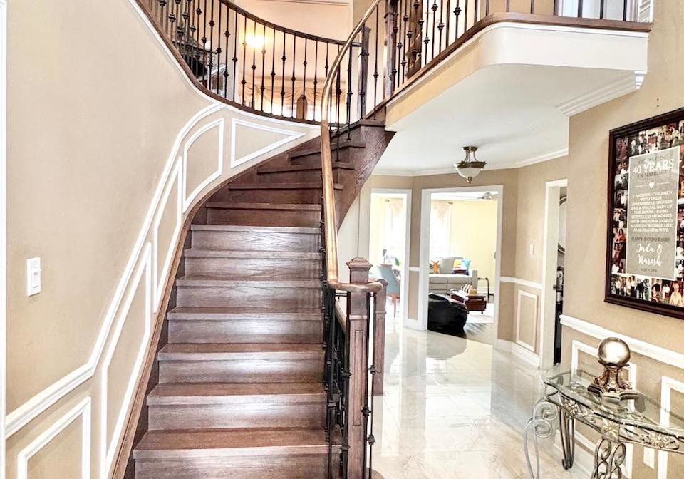 5715-riverdale-crescent-mississauga-ontario-w12907358