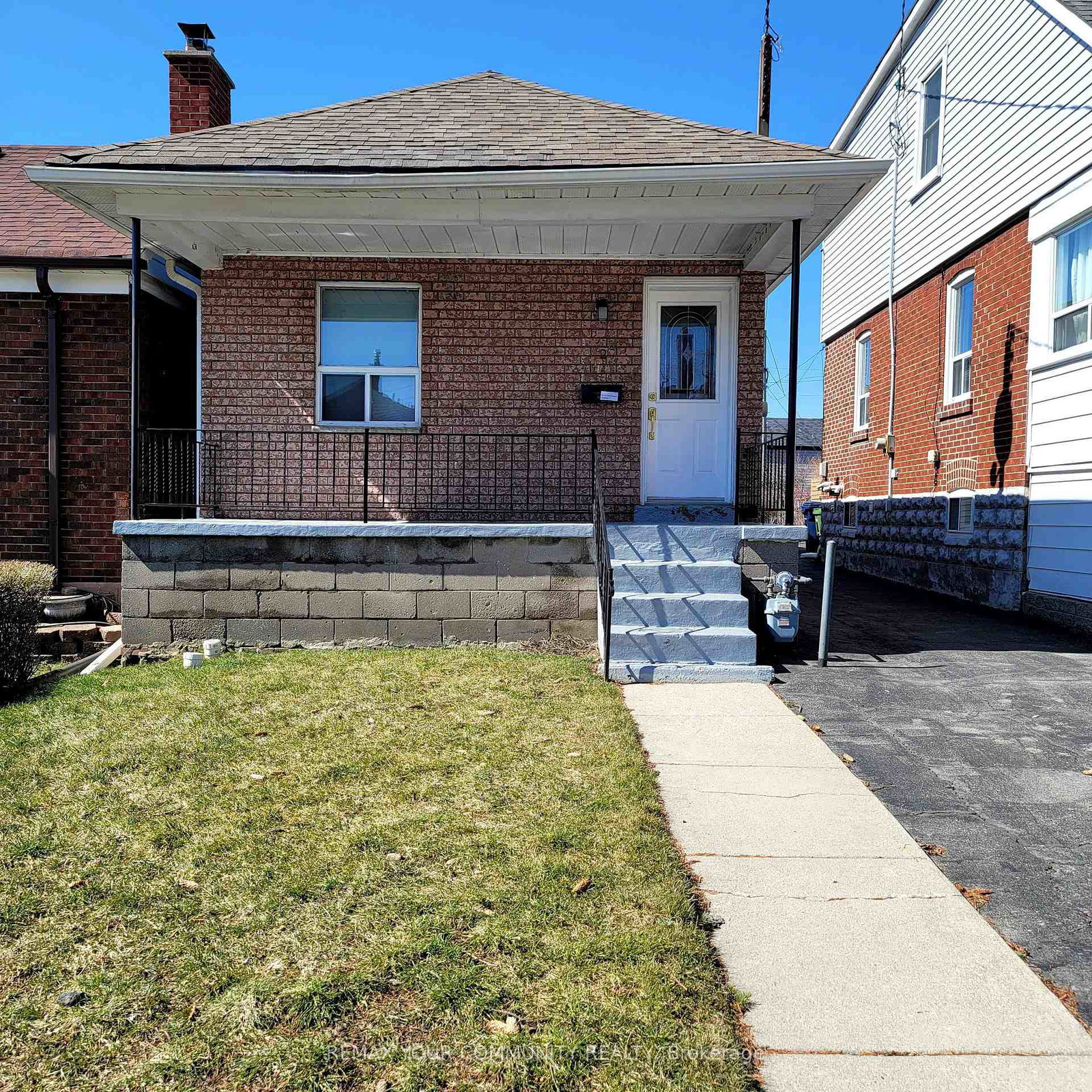128-dynevor-road-toronto-ontario-w12907388