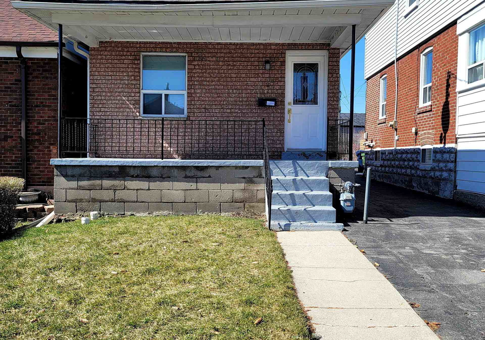 128-dynevor-road-toronto-ontario-w12907388