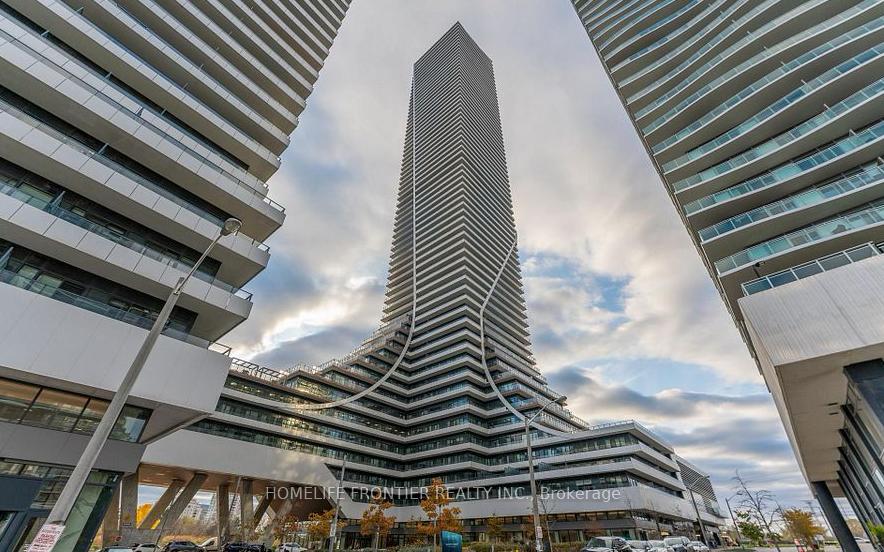 30-shore-breeze-drive-etobicoke-ontario-w12907488