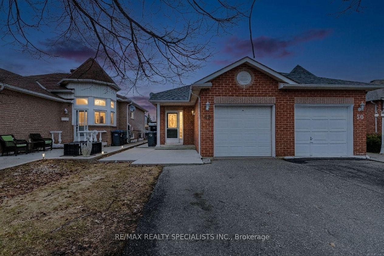 48-saddletree-trail-brampton-ontario-w12907536