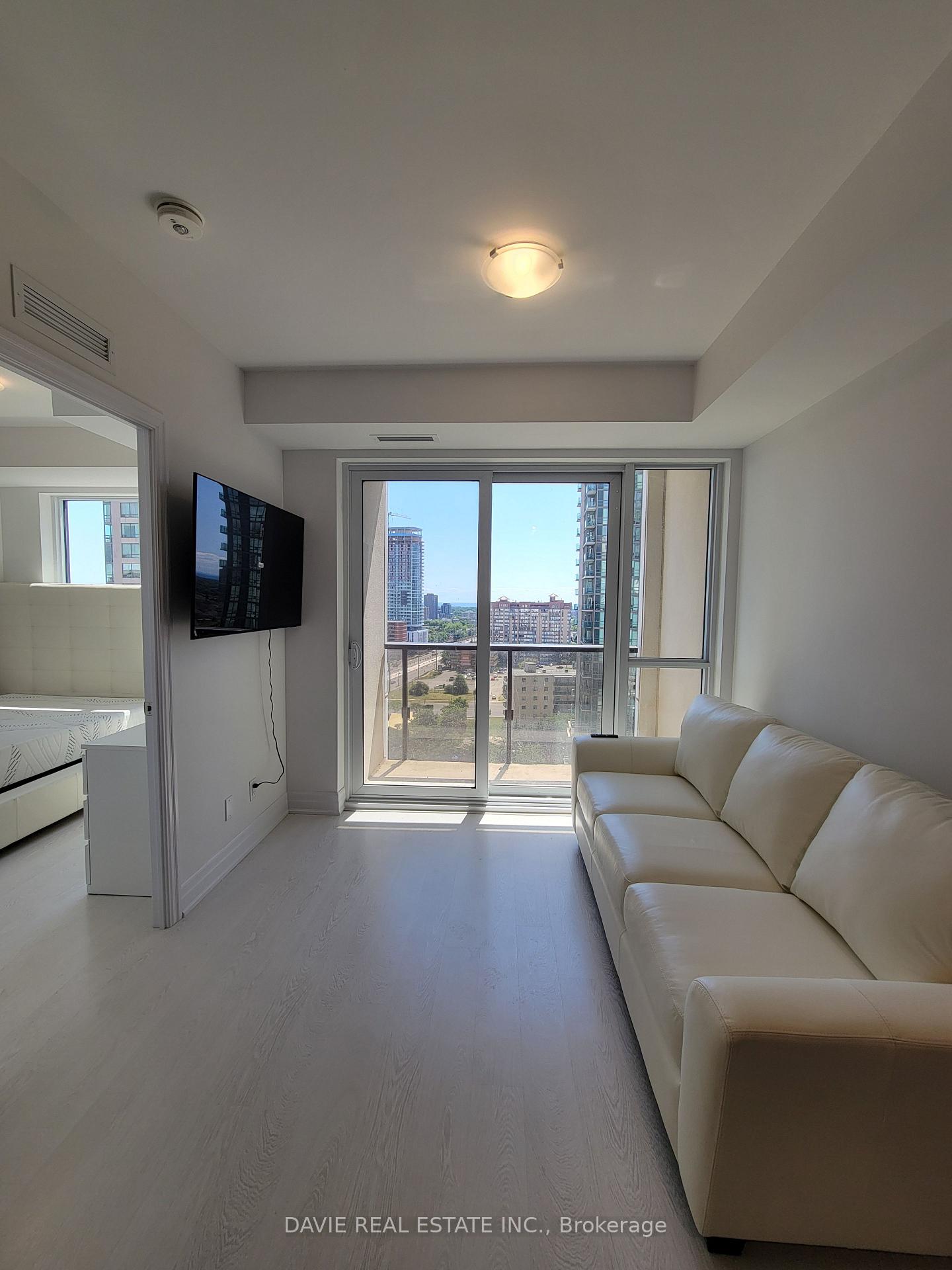 30-elm-drive-w-mississauga-ontario-w12907622