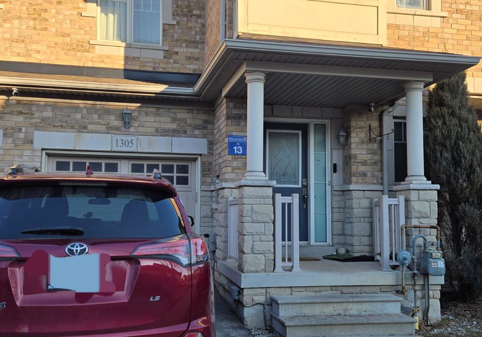 1305-brandon-terrace-milton-ontario-w12907648