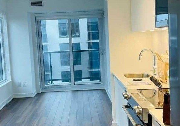 30-samuel-wood-way-etobicoke-ontario-w12907784