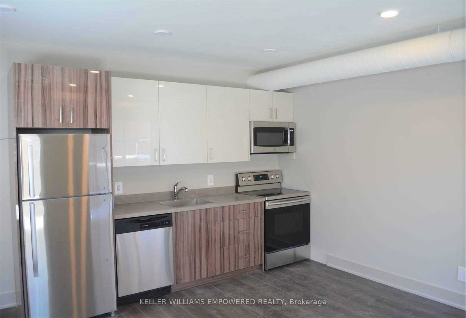 2411-dundas-street-w-toronto-ontario-w12908374