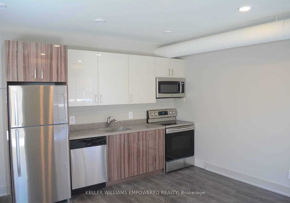 2411-dundas-street-w-toronto-ontario-w12908374