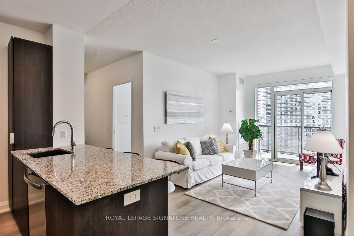 56-annie-craig-drive-etobicoke-ontario-w12908642