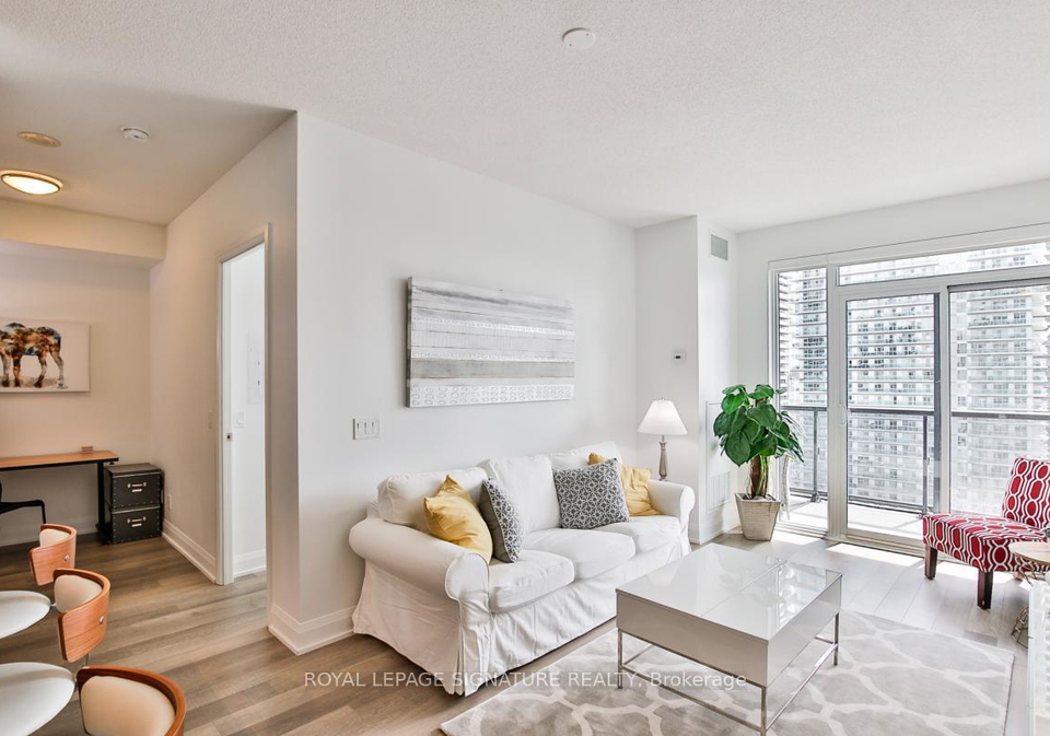 56-annie-craig-drive-etobicoke-ontario-w12908642