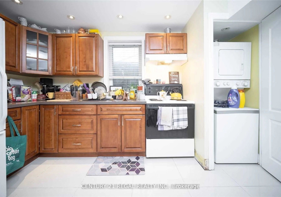 1361-lochlin-trail-mississauga-ontario-w12908744