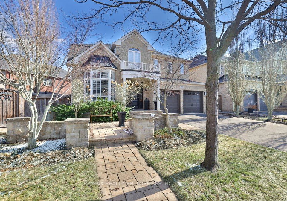 2121-wildfel-way-oakville-ontario-w12909312