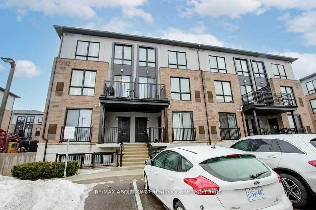 1202-main-street-e-milton-ontario-w12909528