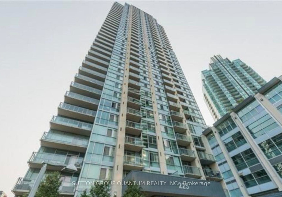 225-webb-drive-s-mississauga-ontario-w12909532