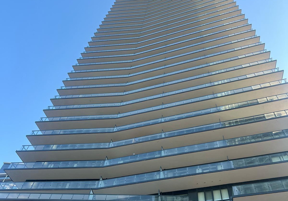 38-annie-craig-drive-e-etobicoke-ontario-w12910182
