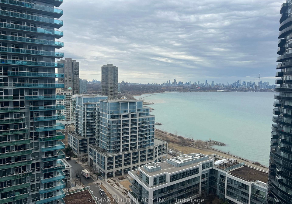 38-annie-craig-drive-e-etobicoke-ontario-w12910182